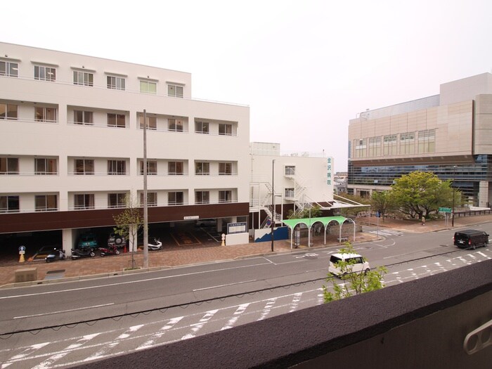 物件内観写真16　(室内からの展望)