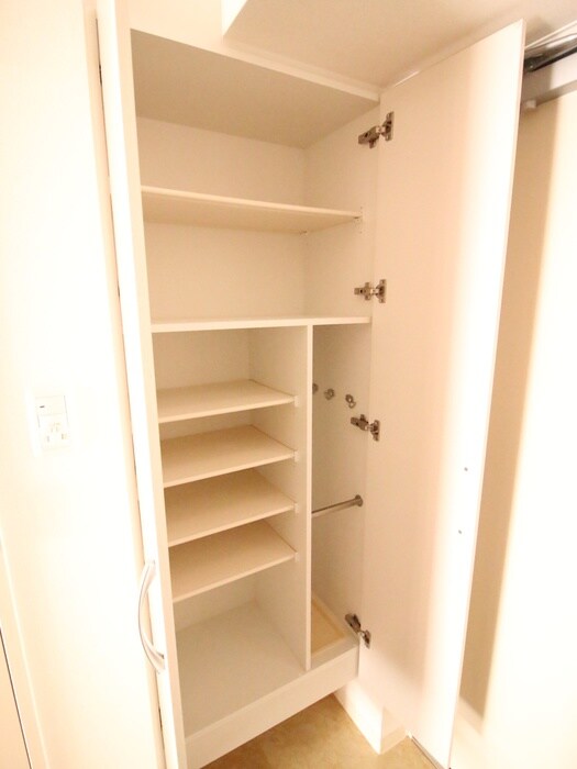 物件内観写真17　(靴箱)