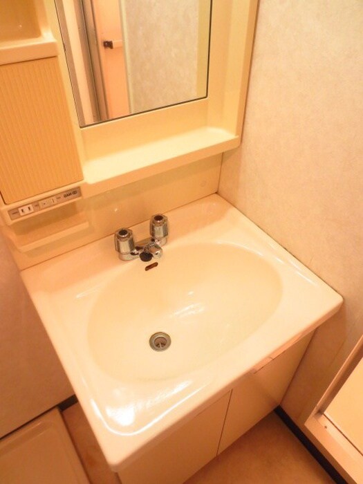 物件内観写真15　(洗面)