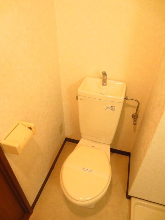 物件内観写真16　(トイレ)