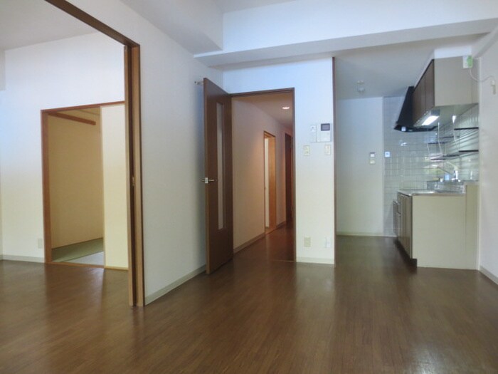 物件内観写真11　(居室)