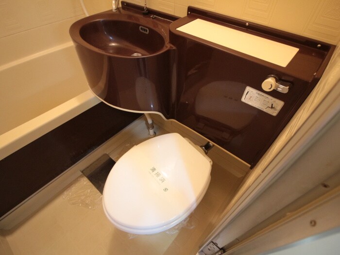 物件内観写真15　(トイレ)