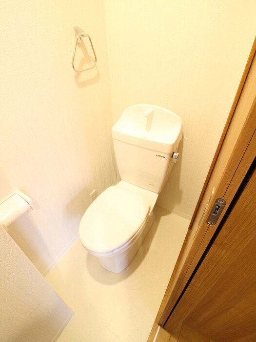 物件内観写真12　(トイレ)