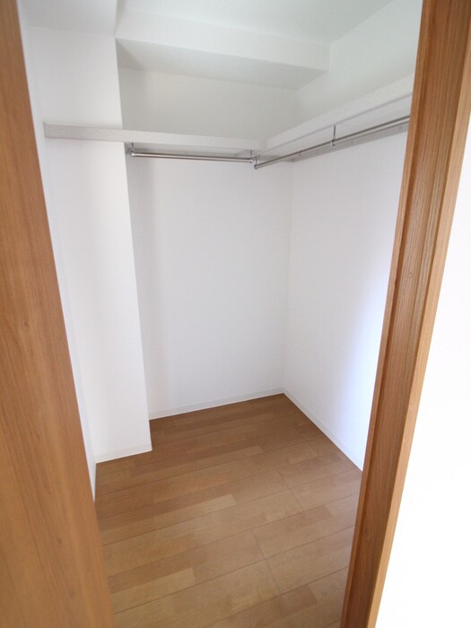 物件内観写真15　(収納)