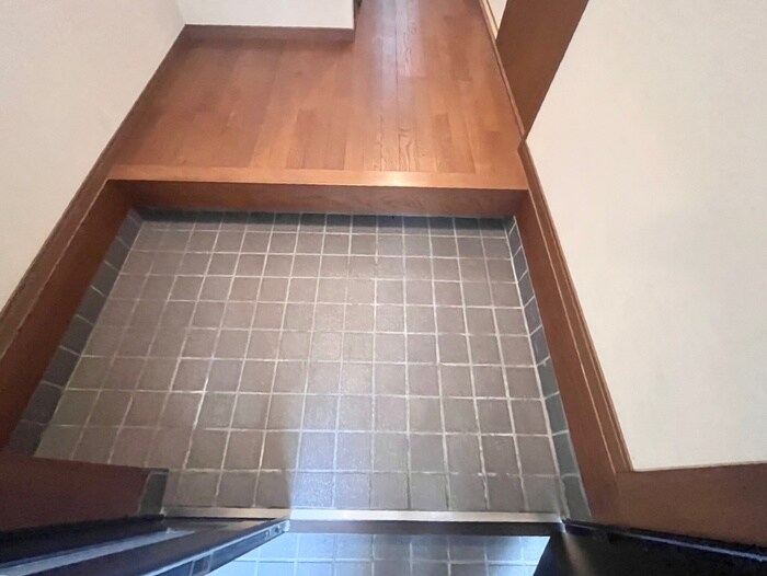 物件内観写真20　(玄関)