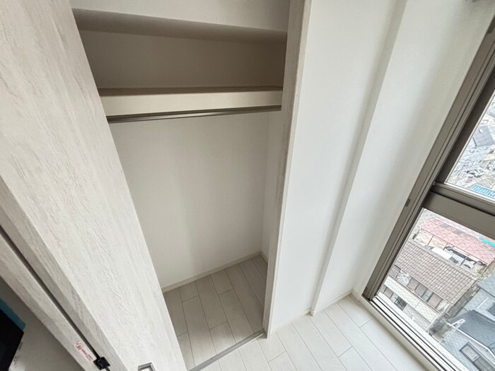 物件内観写真15　(収納)