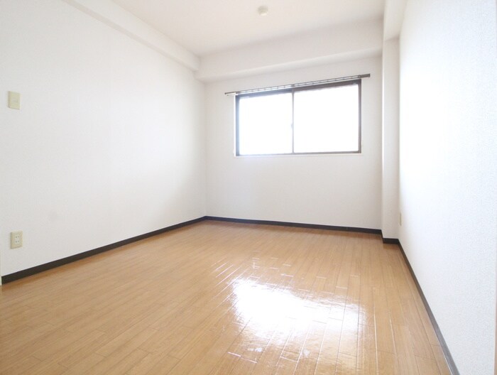 物件内観写真19　(居室)