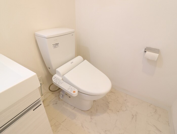 物件内観写真11　(トイレ)