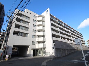 ﾙﾈﾌﾞﾗﾝ･ｸ-ﾙ北千里古江台(208)外観写真