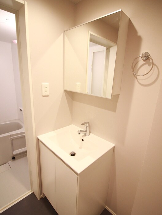 物件内観写真12　(洗面)