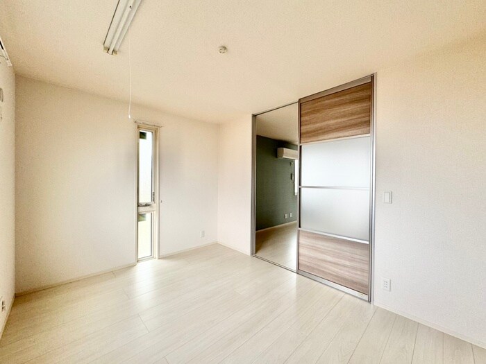 物件内観写真17　(居室)