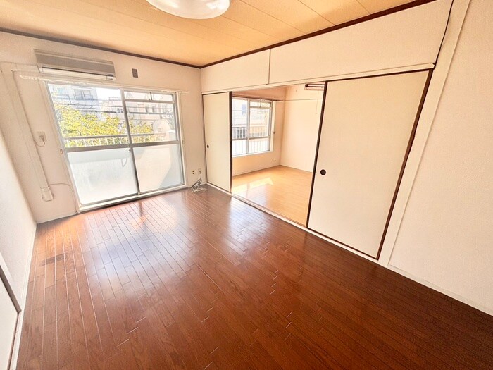 物件内観写真12　(居室)