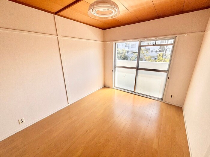 物件内観写真13　(居室)