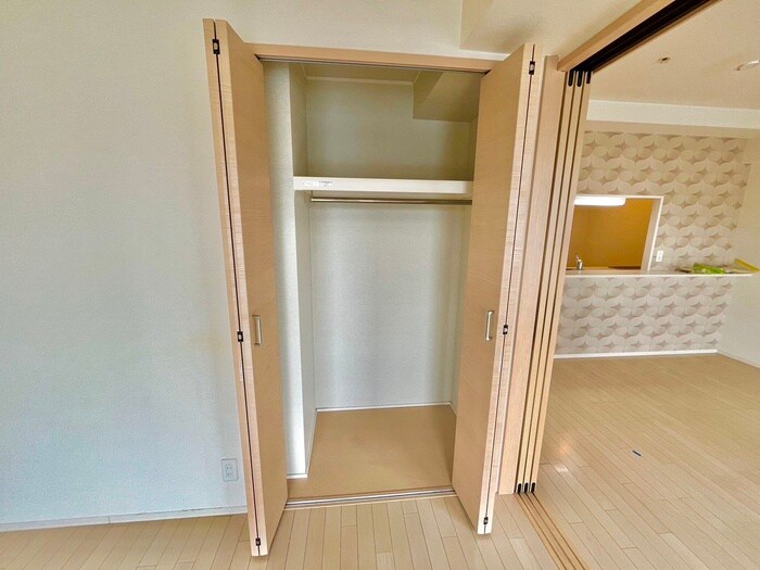 物件内観写真12　(収納)