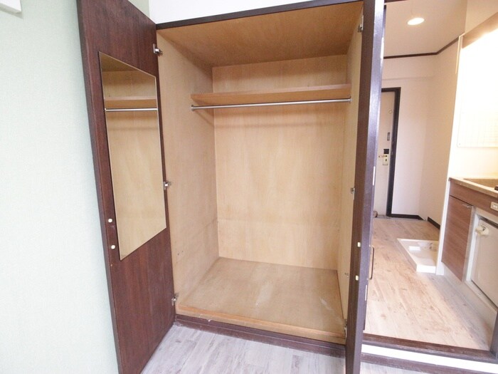 物件内観写真15　(収納)