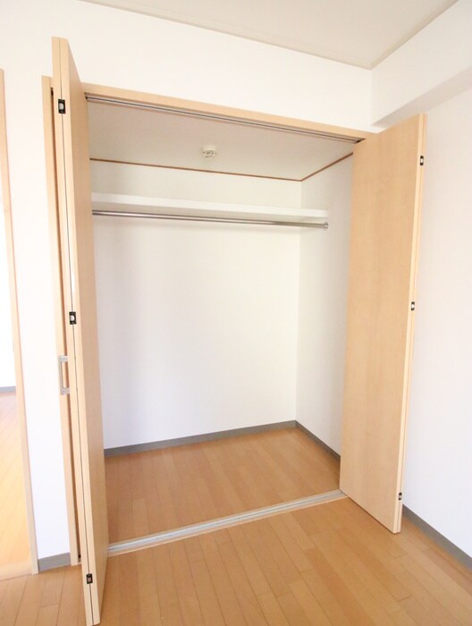 物件内観写真8　(収納)