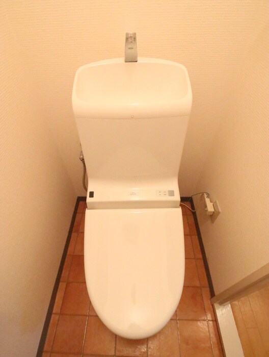 物件内観写真16　(トイレ)