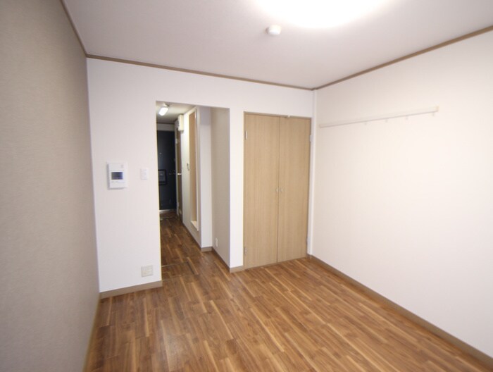 物件内観写真5　(居室)