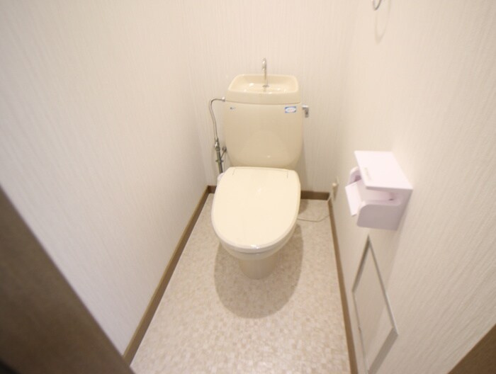 物件内観写真10　(トイレ)
