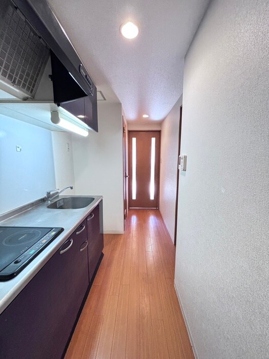 物件内観写真18　(廊下)