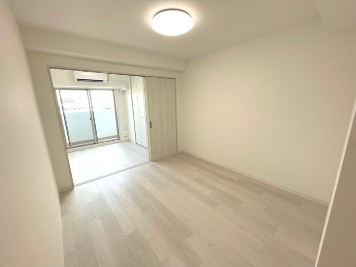 物件内観写真15　(室内からの展望)