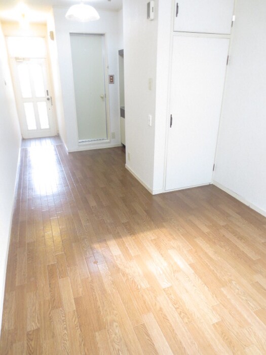 物件内観写真11　(内観写真)