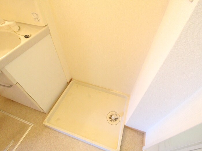 物件内観写真21　(洗濯機置場)