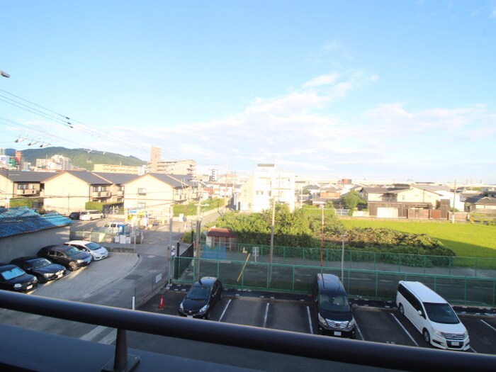 物件内観写真22　(室内からの展望)