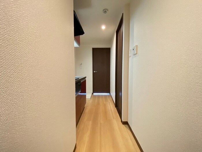 物件内観写真9　(廊下)