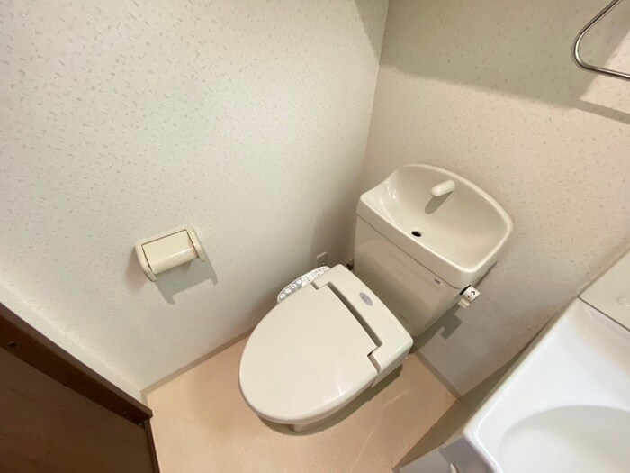 物件内観写真13　(トイレ)