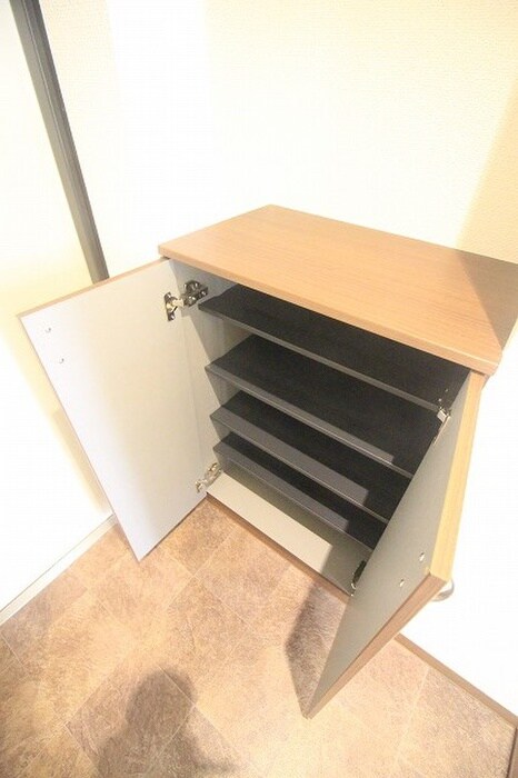 物件内観写真17　(靴箱)