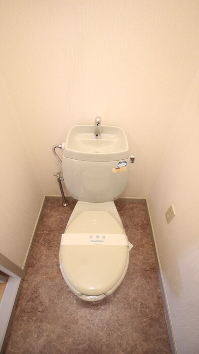 物件内観写真10　(トイレ)