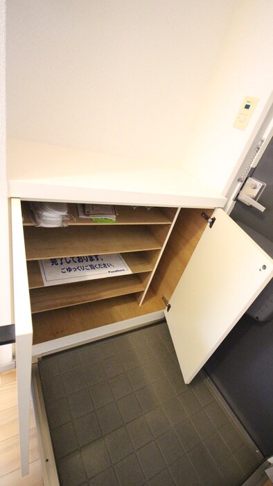 物件内観写真14　(靴箱)