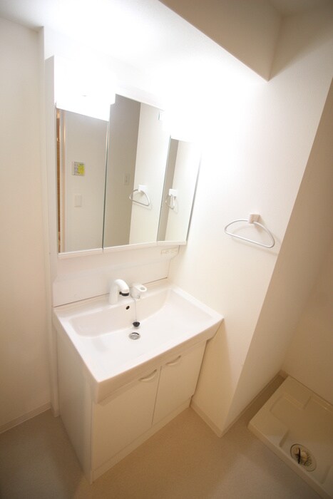 物件内観写真9　(洗面)