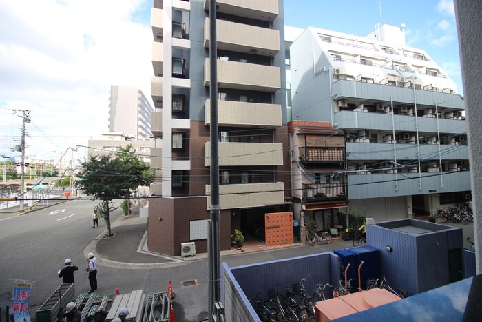 物件内観写真17　(室内からの展望)