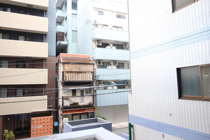 物件内観写真20　(室内からの展望)