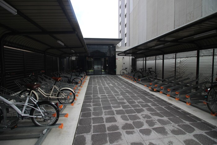 物件外観写真5　(駐輪場)