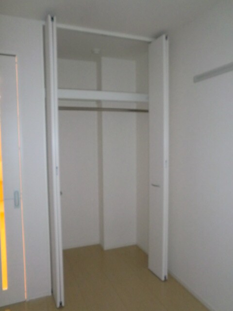 物件内観写真14　(収納)