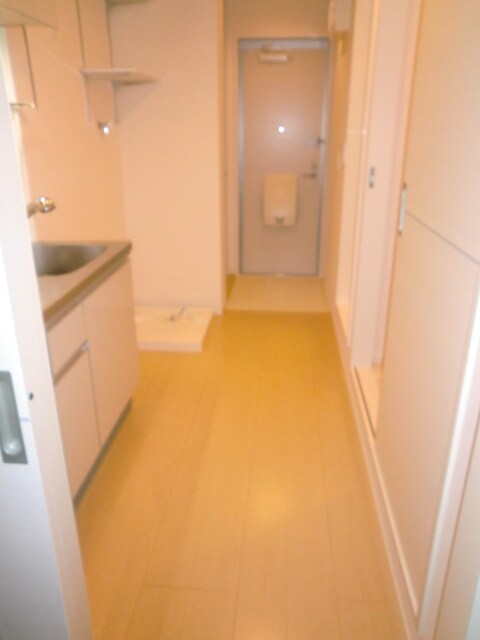 物件内観写真15　(廊下)