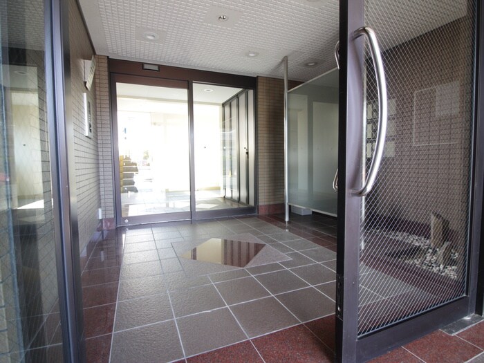 物件外観写真4　(駐車場)