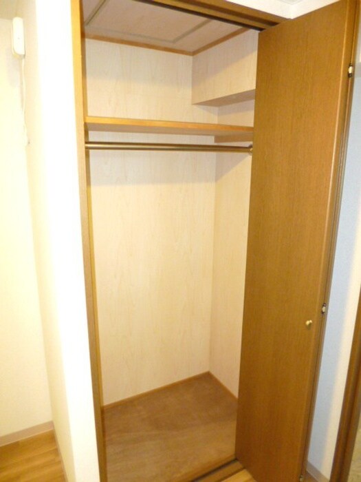 物件内観写真10　(収納)