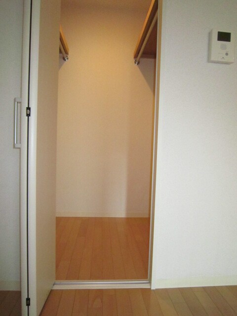 物件内観写真13　(収納)