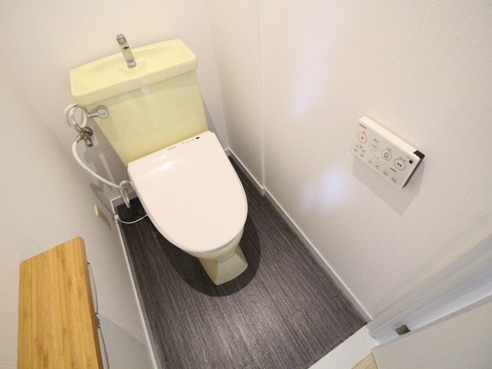 物件内観写真12　(トイレ)