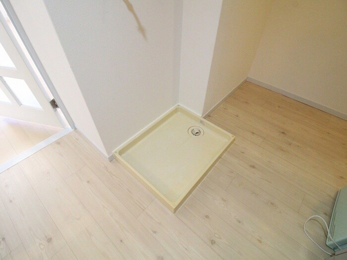 物件内観写真19　(洗濯機置場)