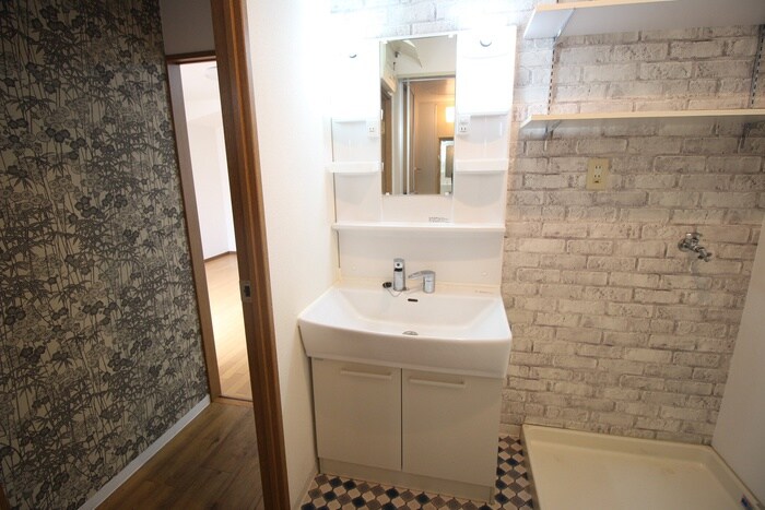 物件内観写真11　(洗面)