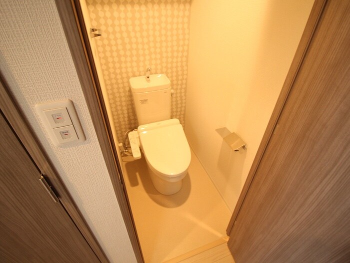 物件内観写真10　(トイレ)