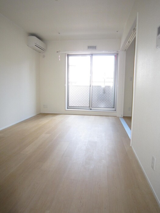 物件内観写真6　(居室)