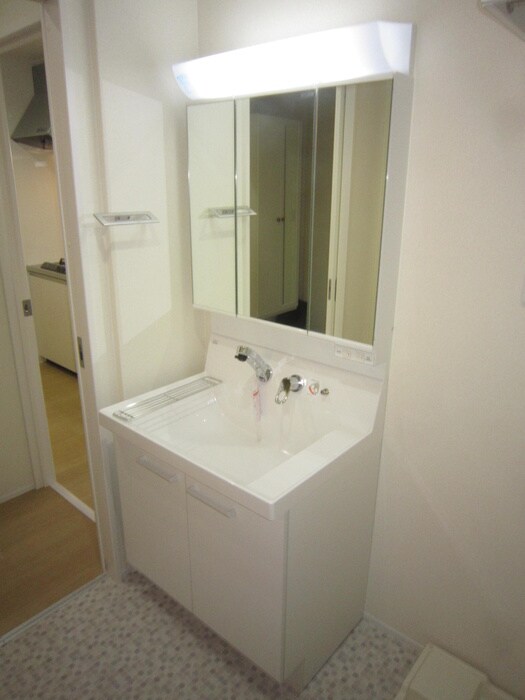 物件内観写真12　(洗面)