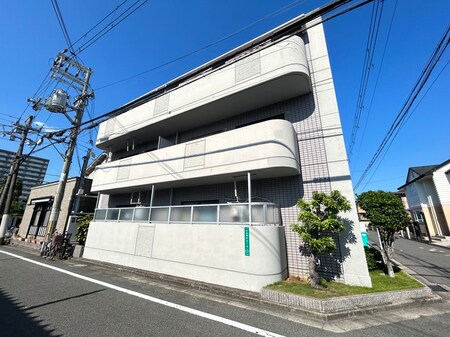 カルム新金岡外観写真
