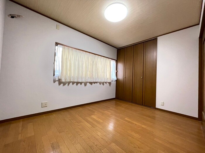 物件内観写真5　(居室)